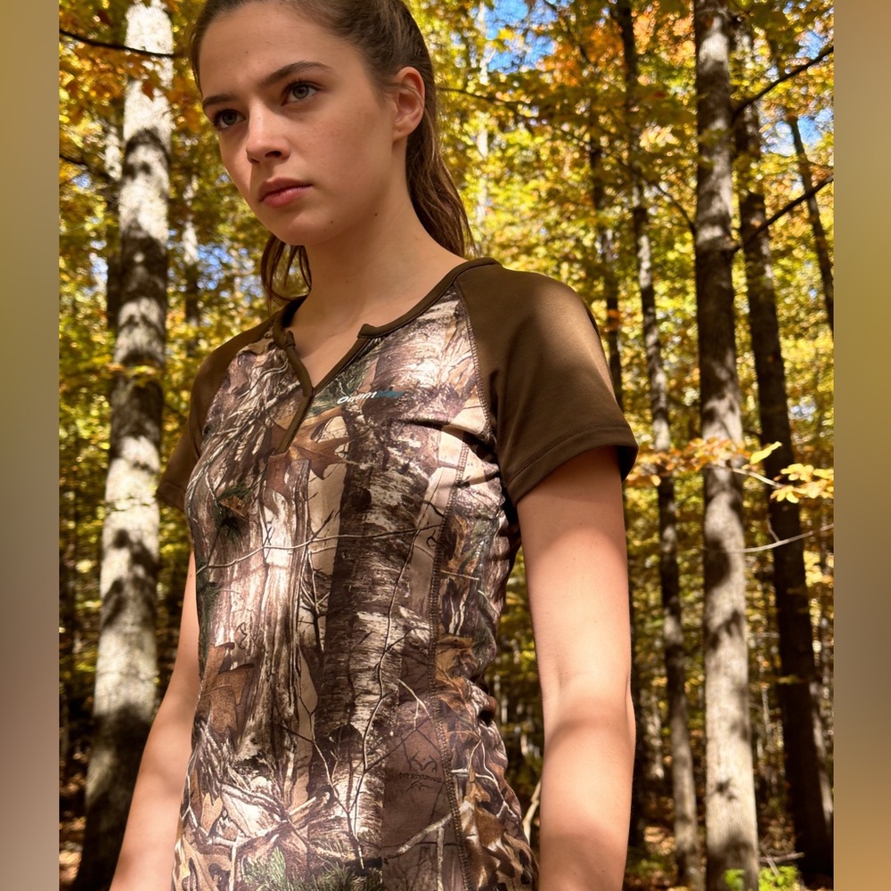 Cabelas | Women’s Quick Dry Fitted Camo Short Sleeve Tee - Brown/Green | S